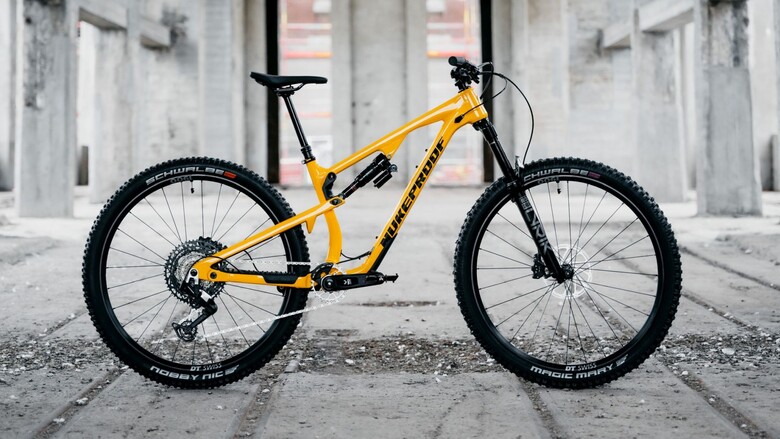 2021 GT LaBomba Pro Bike - Reviews, Comparisons, Specs - Bikes